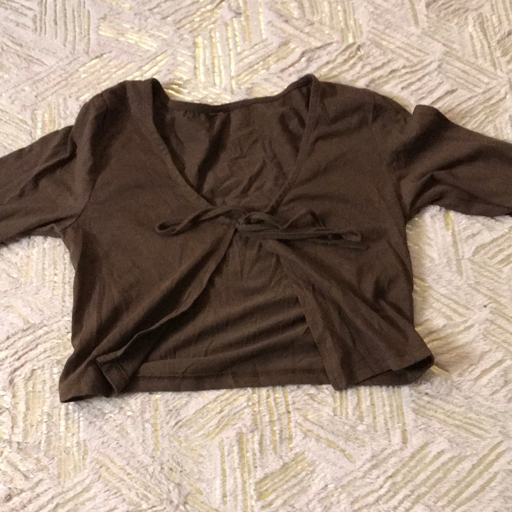 Brown long sleeve, open top with tie